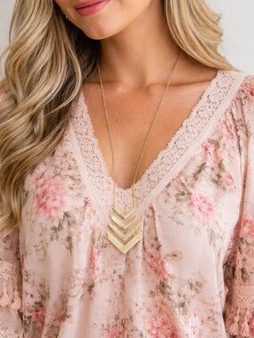 Gold Chevron Layer Pendant Necklace - Pink